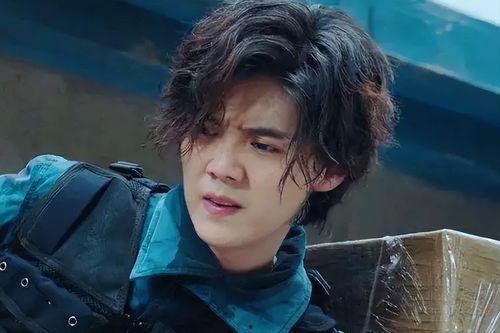 娱乐圈吃瓜男歌手是谁啊,他是谁?